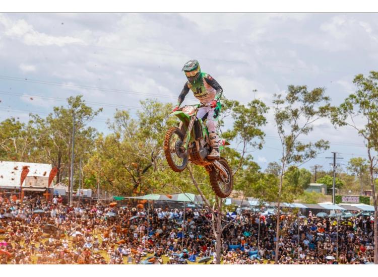 Romain Febvre et Kawasaki champions du monde MXGP 2025