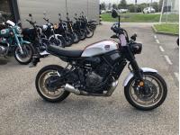 YAMAHA XSR 700 TRIBUTE