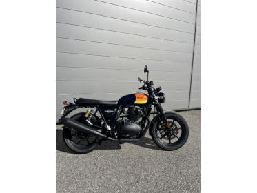 ROYAL ENFIELD Interceptor 650