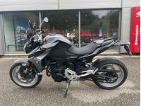 BMW F900 R