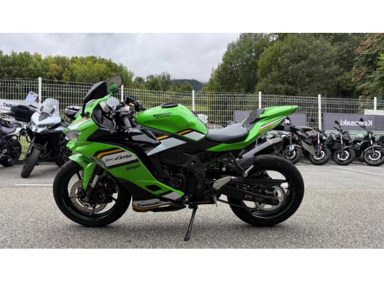 KAWASAKI ZX-4RR